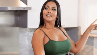 Rose Monroe Weight and Her Career in Entertainment